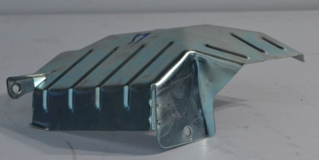 D9000i-Cylinder Wind Shield (Upper)(CP.AG.00000372)
